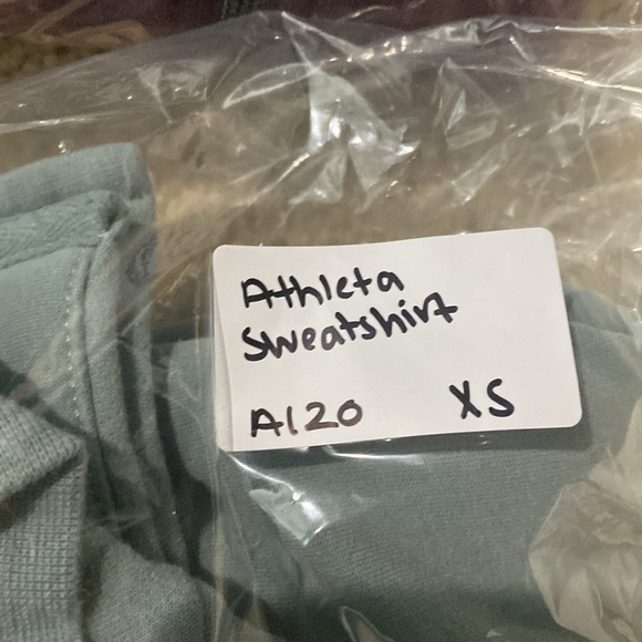 Athleta Retroplush Crewneck Sweatshirt Oversized Minimalistic Grey Green Sz XS - Picture 13 of 13